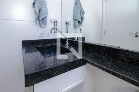 Banheiro de kitnet/studio à venda com 1 quarto, 28m² em Jardim Planalto, São Paulo