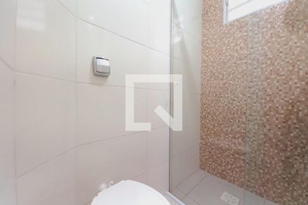 Banheiro de kitnet/studio para alugar com 1 quarto, 37m² em Botafogo, Campinas
