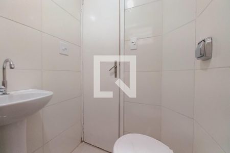 Banheiro de kitnet/studio para alugar com 1 quarto, 37m² em Botafogo, Campinas