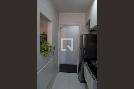 Cozinha de apartamento à venda com 2 quartos, 48m² em Santa Maria, Osasco