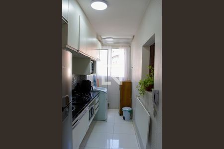 Cozinha de apartamento à venda com 2 quartos, 48m² em Santa Maria, Osasco