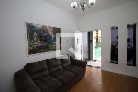 Sala de casa à venda com 3 quartos, 120m² em Olaria, Rio de Janeiro