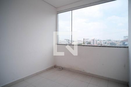 Quarto 2 de casa para alugar com 2 quartos, 42m² em Chácara Cruzeiro do Sul, São Paulo