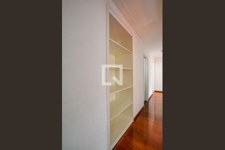 Corredor de apartamento à venda com 4 quartos, 150m² em Centro, Santo André