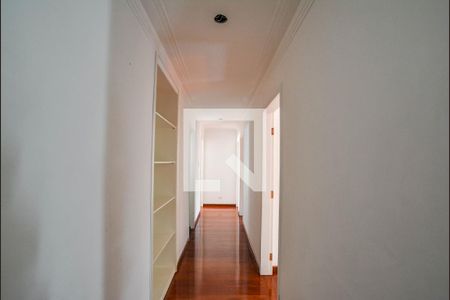 Corredor de apartamento à venda com 4 quartos, 150m² em Centro, Santo André