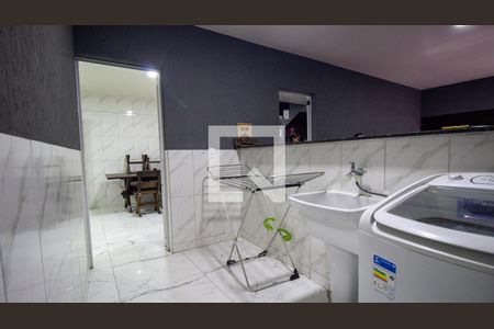 Área de Serviço de casa para alugar com 2 quartos, 250m² em Vargem Grande, Rio de Janeiro