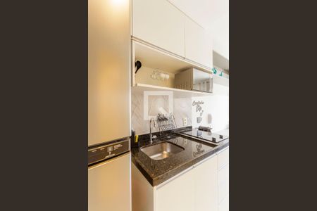 Cozinha de kitnet/studio para alugar com 1 quarto, 30m² em Indianópolis, São Paulo