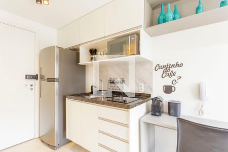 Cozinha de kitnet/studio para alugar com 1 quarto, 30m² em Indianópolis, São Paulo