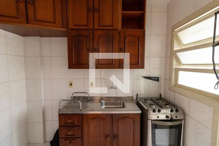 Cozinha de apartamento à venda com 2 quartos, 51m² em Partenon, Porto Alegre