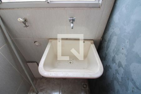 Área de Serviço de apartamento para alugar com 2 quartos, 45m² em Frei Leopoldo, Belo Horizonte