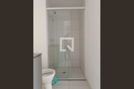 Banheiro de apartamento para alugar com 2 quartos, 45m² em Pinheiros, São Paulo