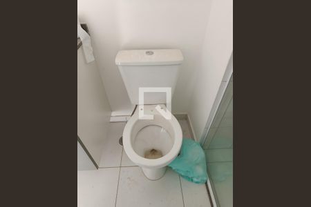 Banheiro de apartamento para alugar com 2 quartos, 45m² em Pinheiros, São Paulo