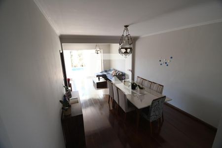 Sala de casa para alugar com 5 quartos, 288m² em Vila Brandina, Campinas