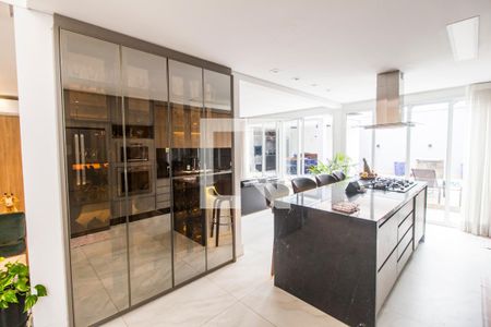 Cozinha de casa de condomínio à venda com 4 quartos, 300m² em Alphaville, Santana de Parnaíba