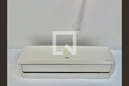 Detalhe Sala de apartamento à venda com 1 quarto, 64m² em Vila Alexandria, São Paulo