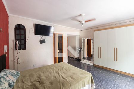 Suíte 1 de casa para alugar com 3 quartos, 165m² em Vila Carmosina, São Paulo