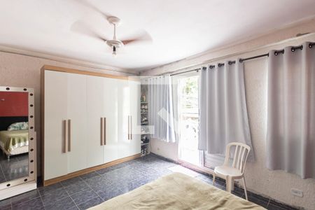 Suíte 1 de casa para alugar com 3 quartos, 165m² em Vila Carmosina, São Paulo