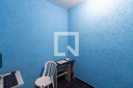 Quarto de casa para alugar com 3 quartos, 165m² em Vila Carmosina, São Paulo