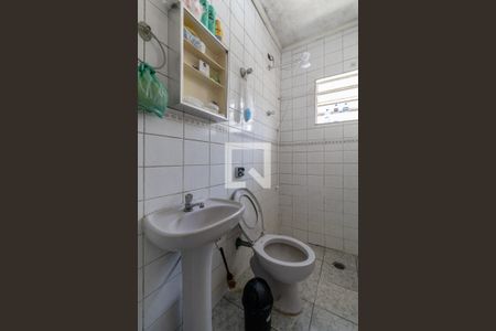 Casa 1 - Banheiro de casa para alugar com 2 quartos, 100m² em Burgo Paulista, São Paulo