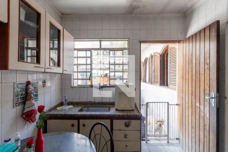 Casa 1 - Cozinha de casa para alugar com 2 quartos, 100m² em Burgo Paulista, São Paulo