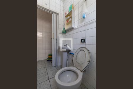 Casa 1 - Banheiro de casa para alugar com 2 quartos, 100m² em Burgo Paulista, São Paulo