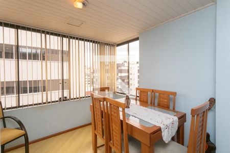 Sala de apartamento para alugar com 2 quartos, 65m² em São João, Porto Alegre