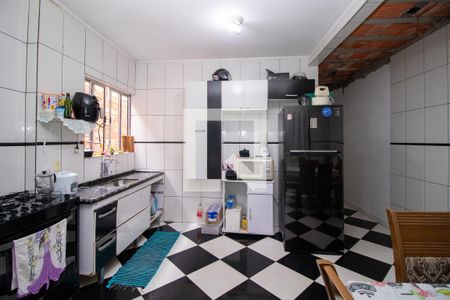 Cozinha de casa à venda com 2 quartos, 150m² em Jardim Dona Sinha, São Paulo