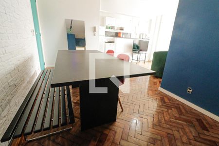 Sala de apartamento à venda com 1 quarto, 52m² em Barra da Tijuca, Rio de Janeiro