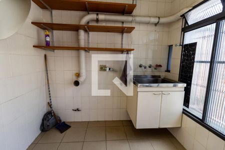 Área de Serviço de casa à venda com 3 quartos, 215m² em Siciliano, São Paulo