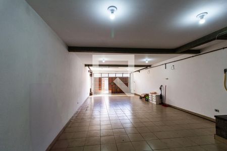 Garagem de casa à venda com 3 quartos, 215m² em Siciliano, São Paulo