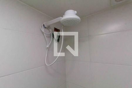 Banheiro de apartamento à venda com 2 quartos, 35m² em Chácara Seis de Outubro, São Paulo