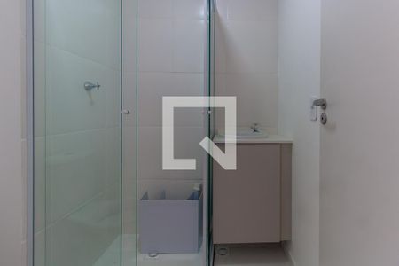 Banheiro de apartamento para alugar com 1 quarto, 15m² em Vila Santa Clara, São Paulo