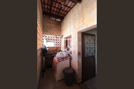 Área de Serviço de casa à venda com 3 quartos, 270m² em Serrano, Belo Horizonte