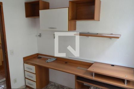 Quarto 1 de apartamento para alugar com 2 quartos, 55m² em Taquara, Rio de Janeiro
