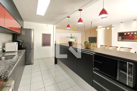 Cozinha de apartamento à venda com 4 quartos, 131m² em Jardim Ermida I, Jundiaí