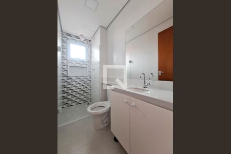 Banheiro de apartamento para alugar com 1 quarto, 34m² em Parada Inglesa, São Paulo