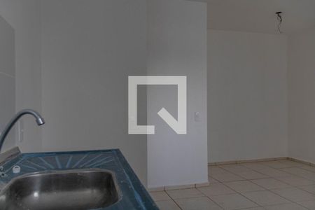 Cozinha de apartamento à venda com 2 quartos, 46m² em Buritis, Belo Horizonte
