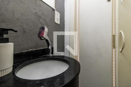 Lavabo de casa para alugar com 2 quartos, 90m² em Jardim Artur Alvim, São Paulo