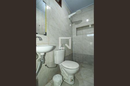 Banheiro garagem de casa à venda com 3 quartos, 185m² em Jardim Sabará, Porto Alegre