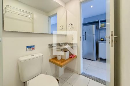 Banheiro de kitnet/studio à venda com 1 quarto, 26m² em Liberdade, São Paulo