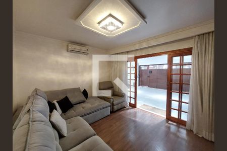 Sala de casa à venda com 3 quartos, 120m² em Interlagos, São Paulo