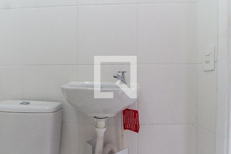 Banheiro 1 de apartamento para alugar com 1 quarto, 43m² em Vila Santos, São Paulo