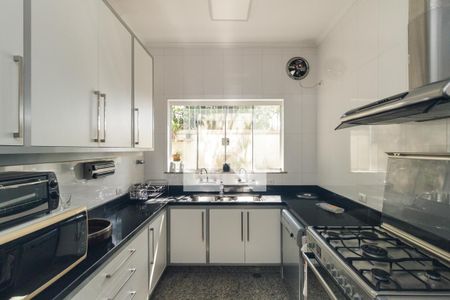 Cozinha de casa à venda com 5 quartos, 430m² em Pacaembu, São Paulo