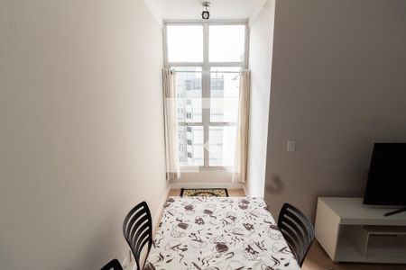 Sala de apartamento para alugar com 1 quarto, 65m² em Vila Rossi Borghi E Siqueira, Campinas
