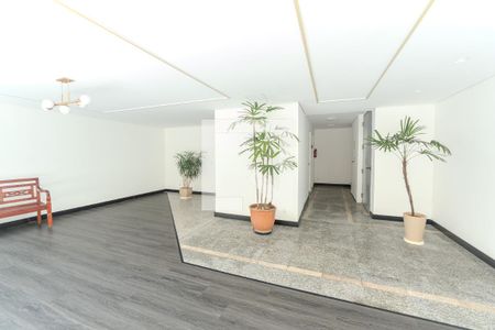 Hall de entrada de apartamento à venda com 3 quartos, 140m² em Liberdade, São Paulo