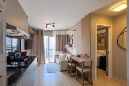 Sala e cozinha de apartamento à venda com 1 quarto, 37m² em Vila Mariana, São Paulo
