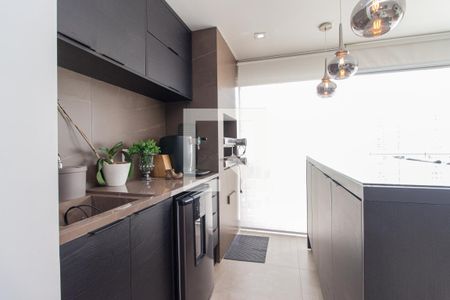 Varanda de apartamento à venda com 3 quartos, 128m² em Vila Firmiano Pinto, São Paulo