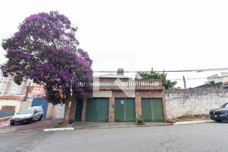Fachada de casa à venda com 2 quartos, 210m² em Cidade Patriarca, São Paulo