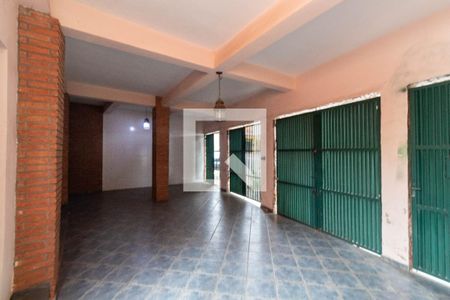 Garagem de casa à venda com 2 quartos, 210m² em Cidade Patriarca, São Paulo