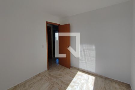 Quarto 1 de apartamento para alugar com 2 quartos, 48m² em Jardim Esmeraldina, Campinas